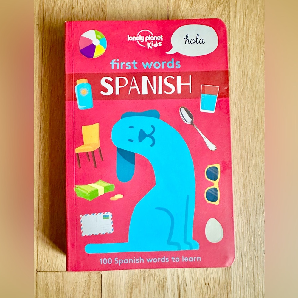 Lonely planet kids first Words Spanish Book - Red and Blue